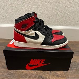 Nike | Air Jordan 1 Retro High (YOUTH)